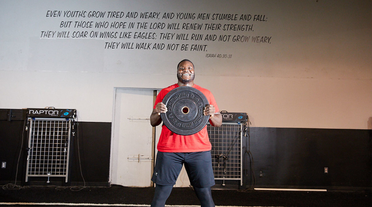 ronald-ollie-training-weight.jpg
